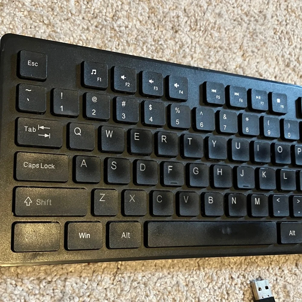 Wireless Keyboard Black USB 17 inch